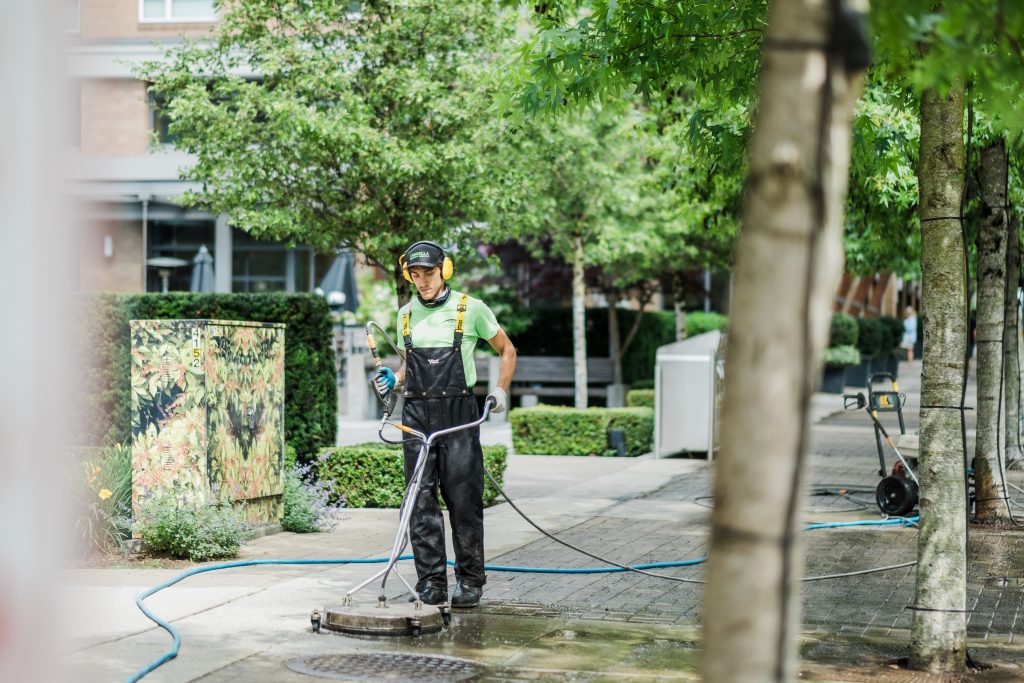 Pressure washing services