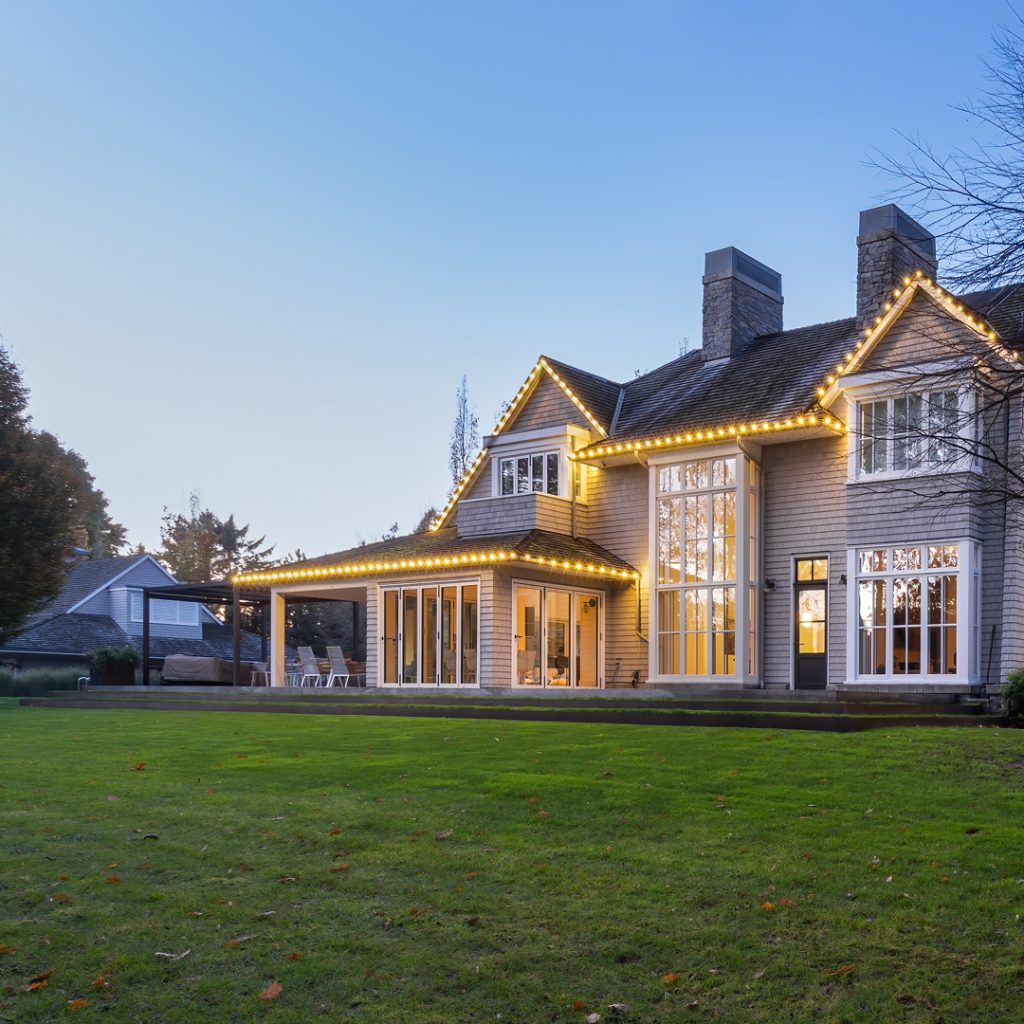 Christmas Light Installation Services